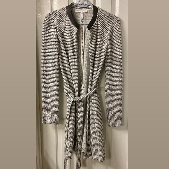 Cardigan - Picture 1 of 1